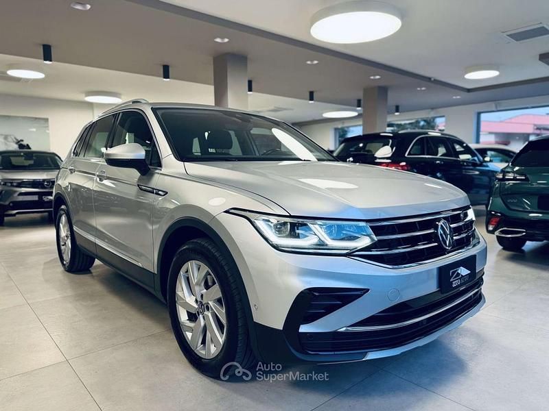 Usata VW Tiguan Elegance 151 CV (111 kW) 2022 Argento SUV