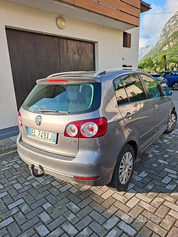 Usata VW Golf Plus Cross 115 CV (84 kW) 2012 Grigio Monovolume