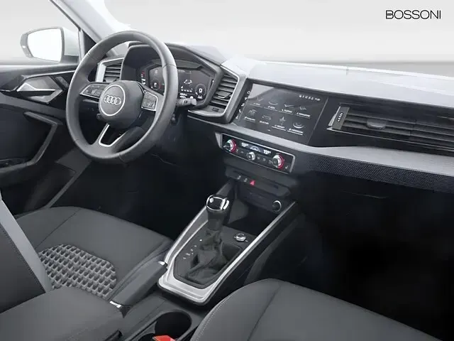 Usata Audi A1 Business 116 CV (85 kW) 2025 Argento SUV