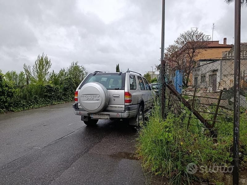 Usata Opel Frontera Limited 116 CV (85 kW) 2000 Grigio SUV