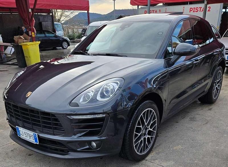 Nero Usata 2017 Porsche Macan SUV | 33.900 € (Super prezzo) - Immagine 1/4
