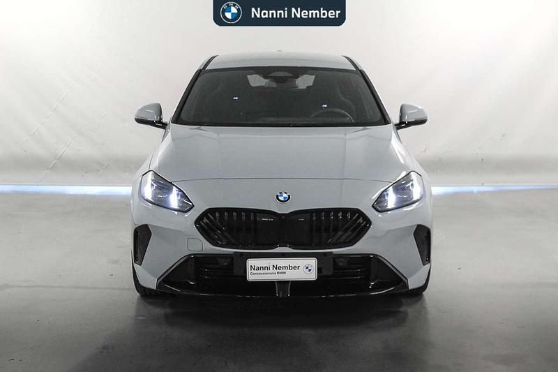 Nuova BMW 120 M Sport 163 CV (119 kW) 2025 Grigio Utilitaria