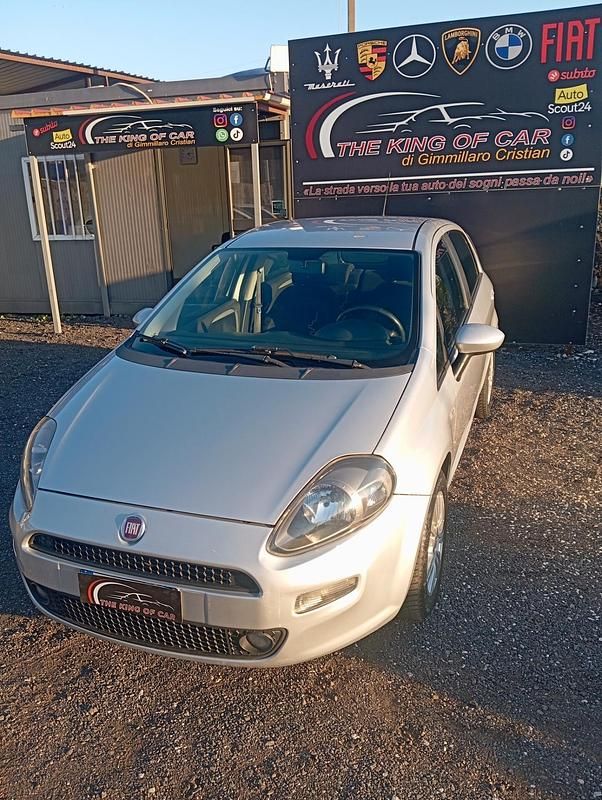 Usata Fiat Punto Lounge 85 CV (62 kW) 2015 Grigio Berlina