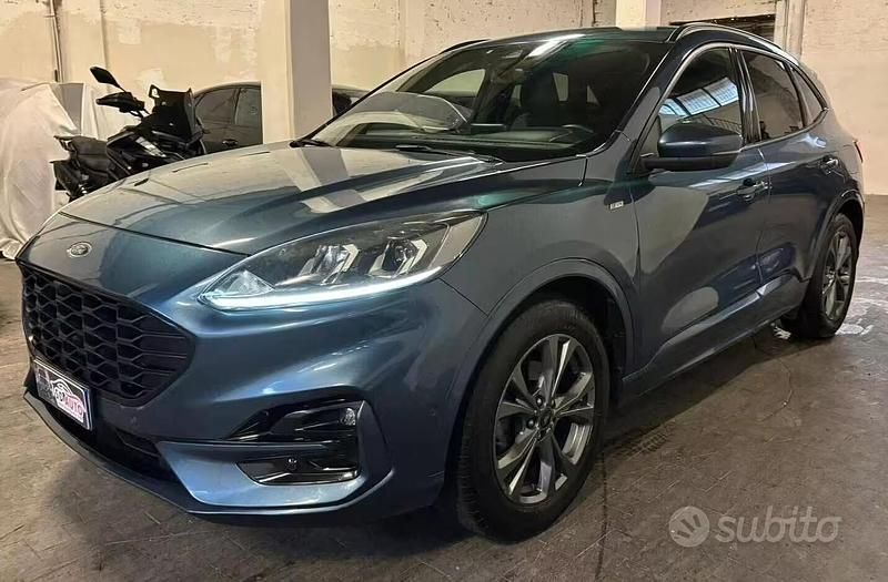 Usata Ford Kuga ST-Line X 120 CV (88 kW) 2021 Blu SUV