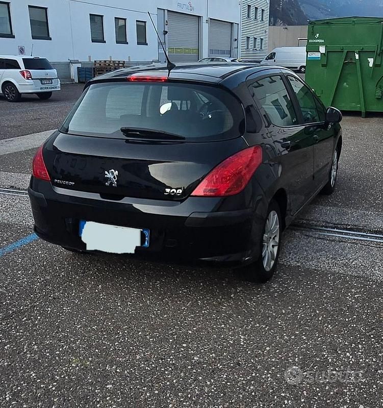 Nero Usata 2008 Peugeot 308 Tre volumi | 2900 € (Cara) - Immagine 1/4