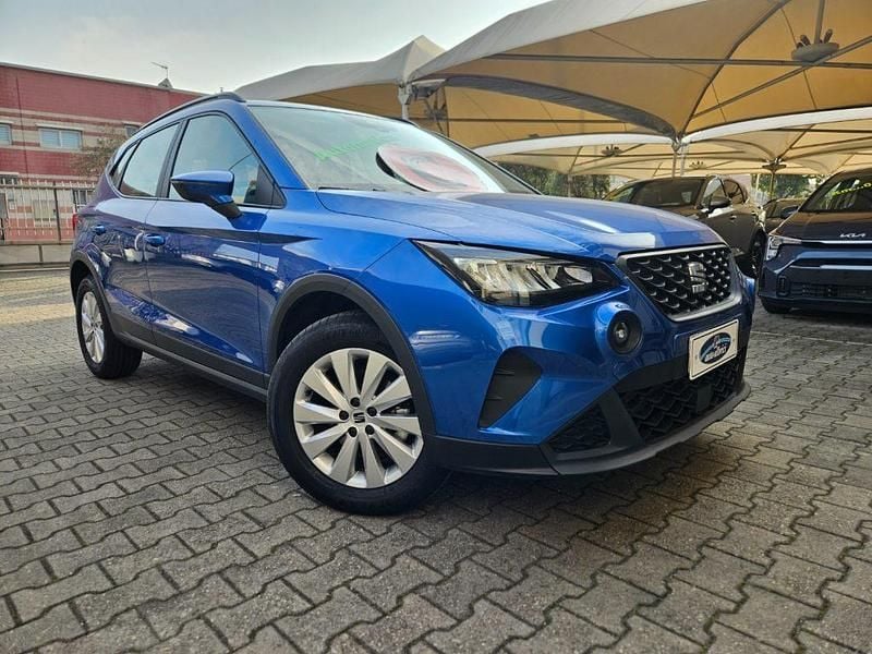 Usata Seat Arona Style 116 CV (85 kW) 2025 Metallizzato  azzurro SUV