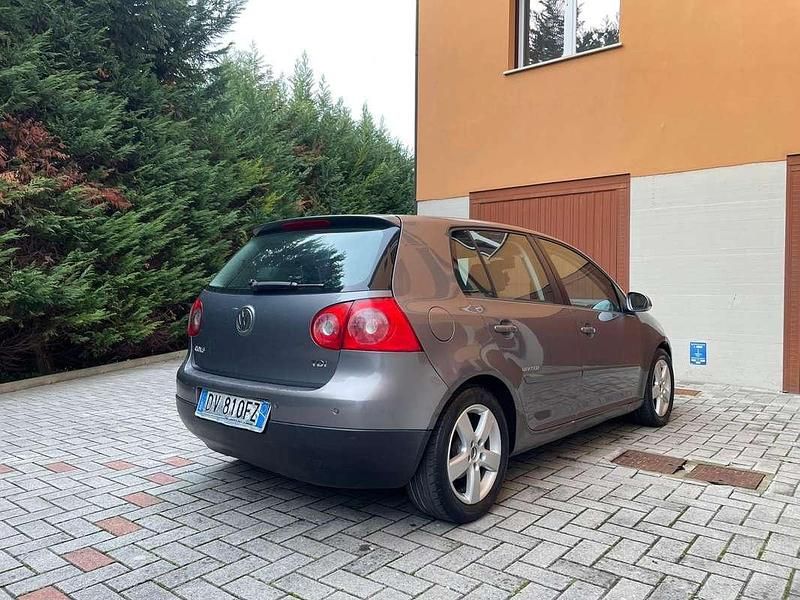 Usata VW Golf VI United 105 CV (77 kW) 2008 Utilitaria