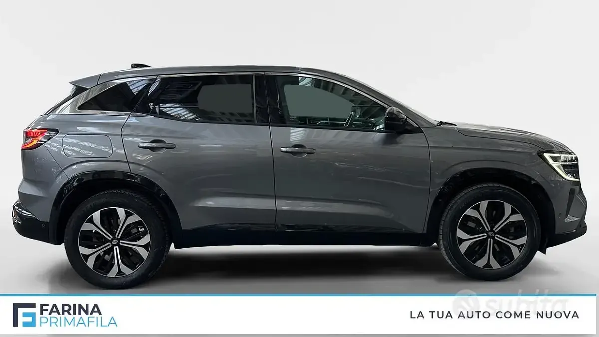 Usata Renault Austral Techno 131 CV (96 kW) 2023 Grigio SUV