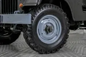 Usata Jeep CJ 76 CV (55 kW) 1969 Nero SUV