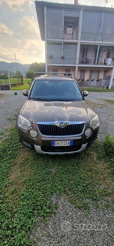 Marrone Usata 2011 Skoda Yeti SUV | 4000 € (Buon prezzo) - Immagine 1/4