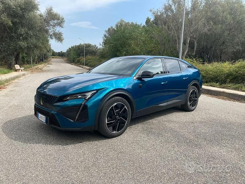 Usata 2023 Peugeot 408 Allure Tre volumi | 24.000 € (Buon prezzo) - Immagine 1/4