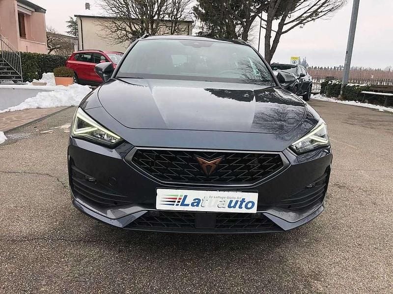 Usata Cupra Leon 150 CV (110 kW) 2023 Grigio Station wagon