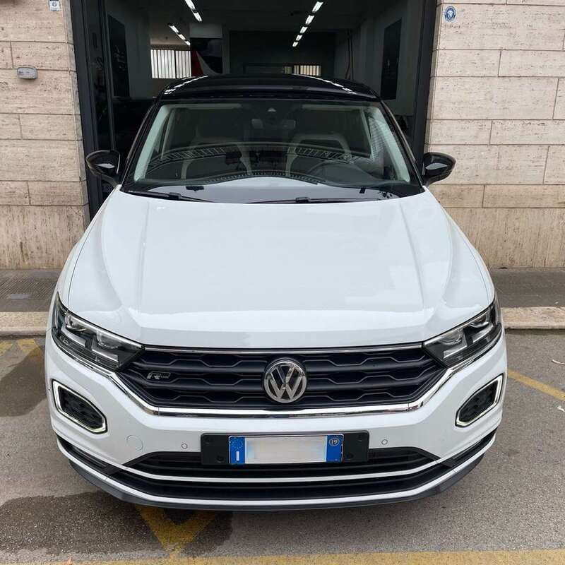 Bianco Usata 2019 VW T-Roc R-line SUV | 22.900 € (Buon prezzo) - Immagine 1/4