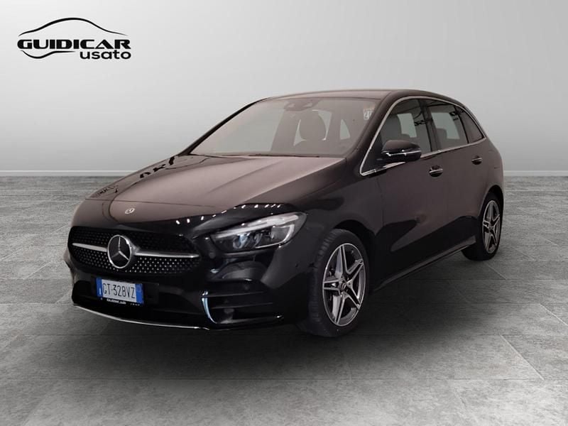 Nero Usata 2024 Mercedes B250e AMG Line Premium Monovolume | 36.000 € (Buon prezzo) - Immagine 1/1