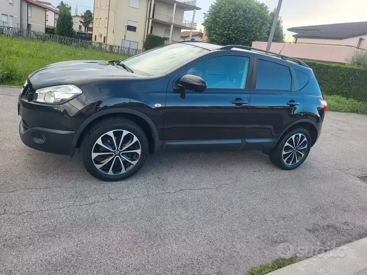 Usata Nissan Qashqai 116 CV (85 kW) 2013 Nero SUV