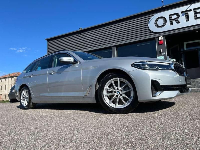 Usata BMW 520 190 CV (139 kW) 2021 Argento Station wagon
