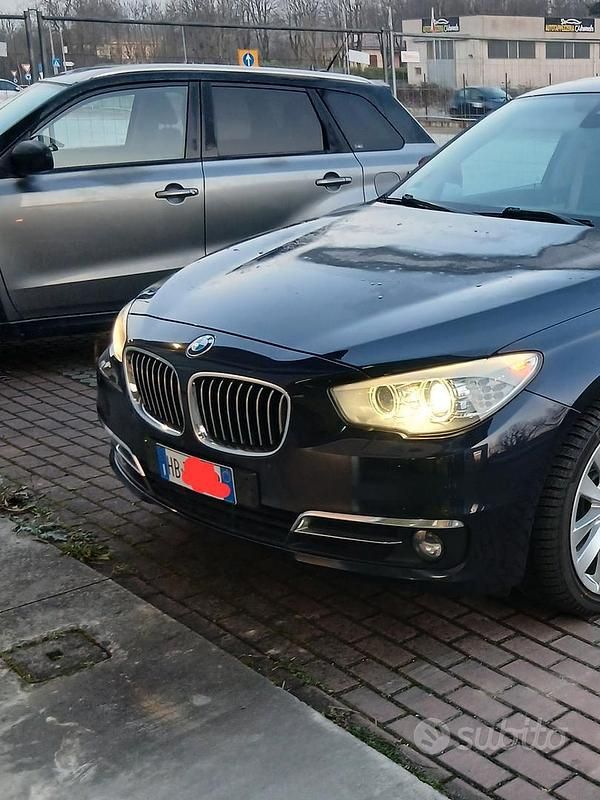 Usata BMW 535 Luxury Line 306 CV (225 kW) 2014 Blu Coupé