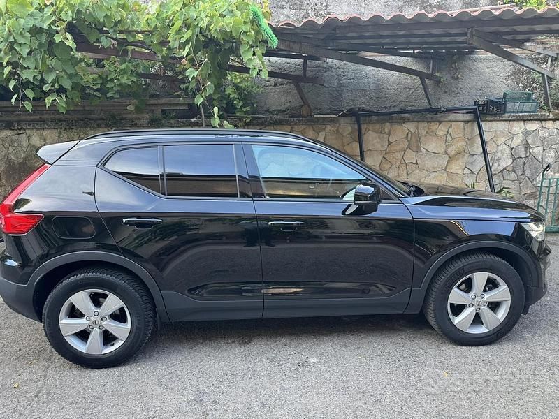 Usata Volvo XC40 150 CV (110 kW) 2019 Nero SUV
