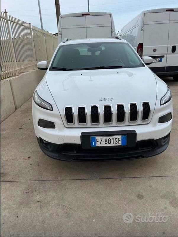 Bianco Usata 2015 Jeep Cherokee SUV | 8500 € (Ottimo prezzo) - Immagine 1/3
