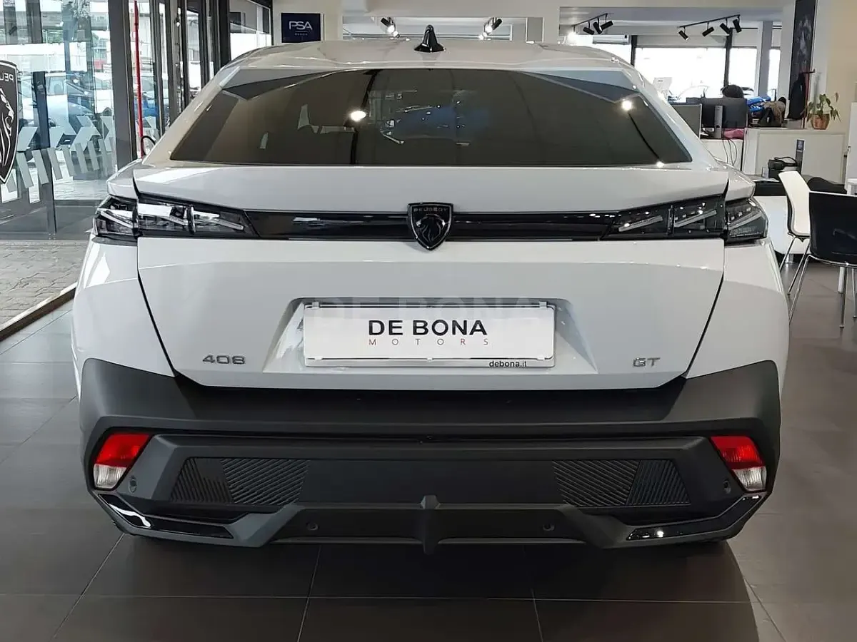 Nuova Peugeot 408 GTi 136 CV (100 kW) 2026 Bianco okenite  metallizzato SUV