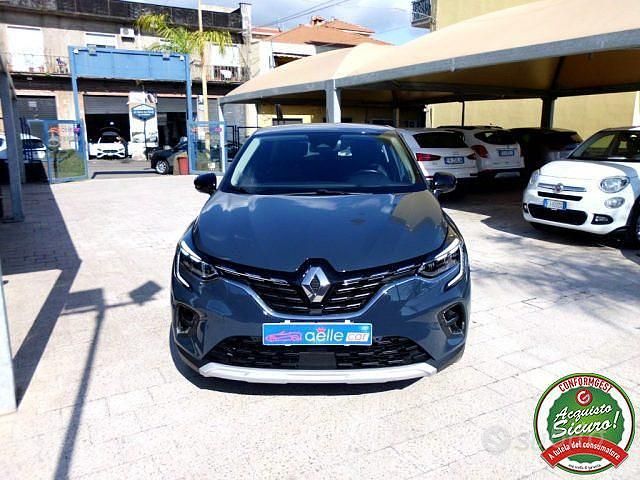 Usata Renault Captur Initiale Paris 90 CV (66 kW) 2020 Grigio SUV