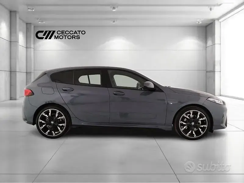 Usata BMW 120 M Sport 150 CV (110 kW) 2025 Grigio Utilitaria