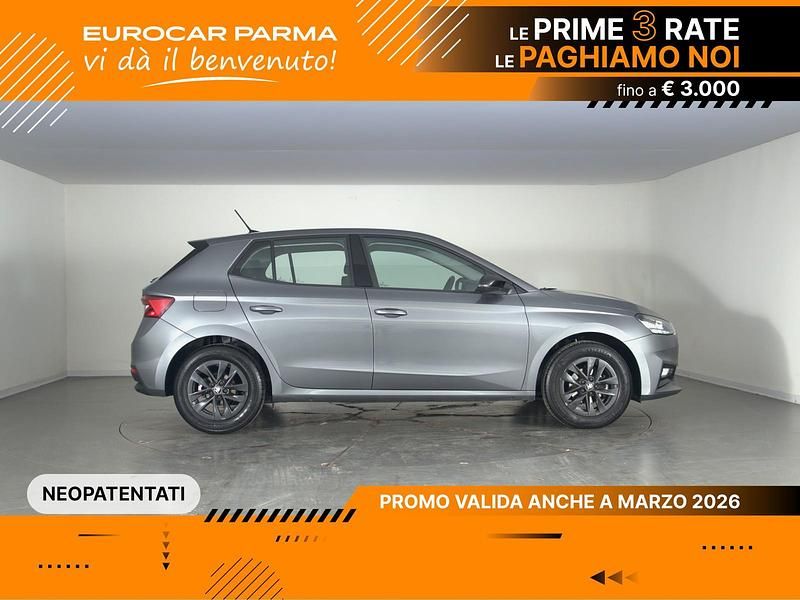 Usata Skoda Fabia Selection 95 CV (69 kW) 2025 Grigio graphite metallizzato Berlina