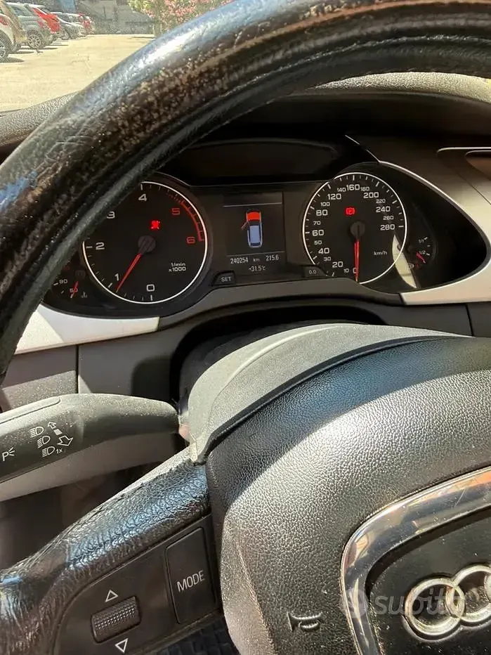 Usata Audi A4 143 CV (105 kW) 2012 Nero Station wagon