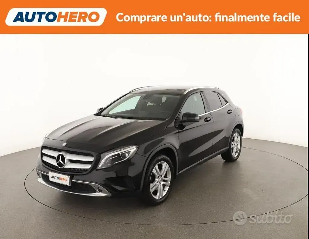 Usata Mercedes GLA200 136 CV (100 kW) 2016 Nero SUV