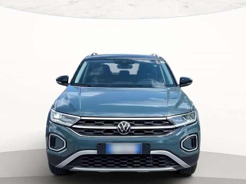 Usata VW T-Roc Style 116 CV (85 kW) 2025 Petroleum blue metallizzato ne SUV