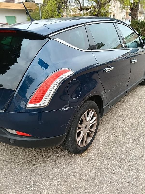 Usata Lancia Delta 2011 Utilitaria
