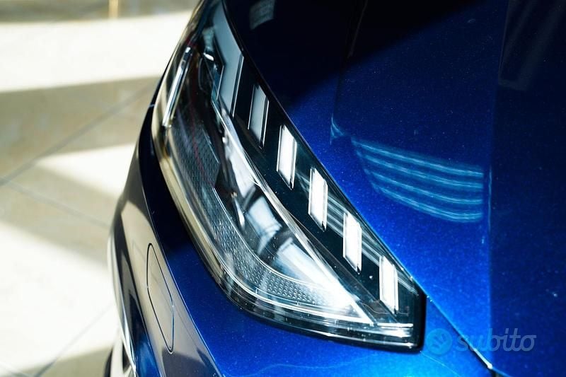 Usata Audi A4 Premium 204 CV (150 kW) 2024 Blu/azzurro Station wagon