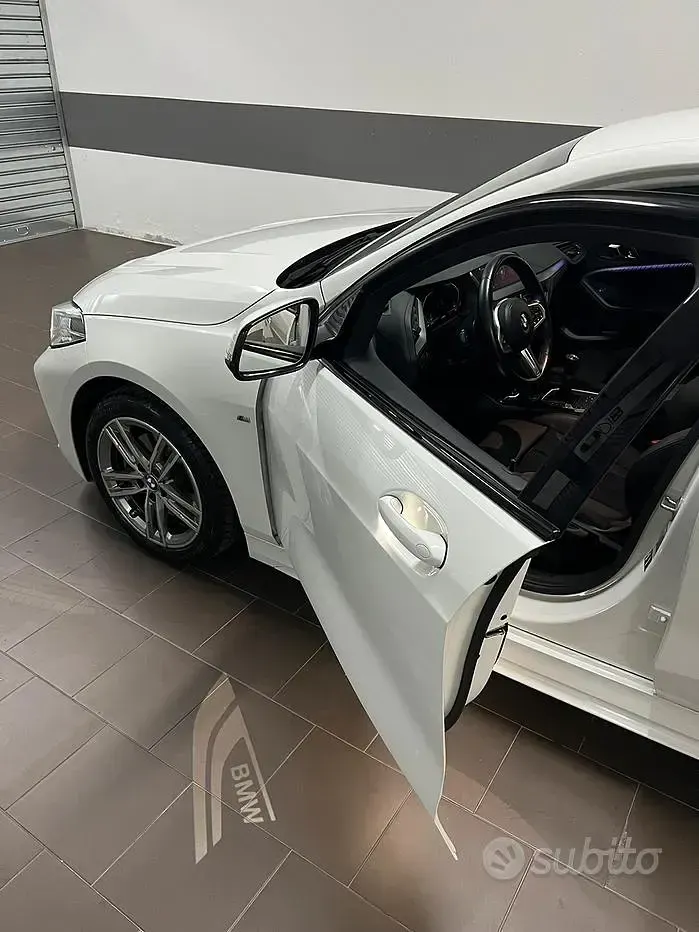 Usata BMW 116 M Sport 116 CV (85 kW) 2023 Bianco Utilitaria