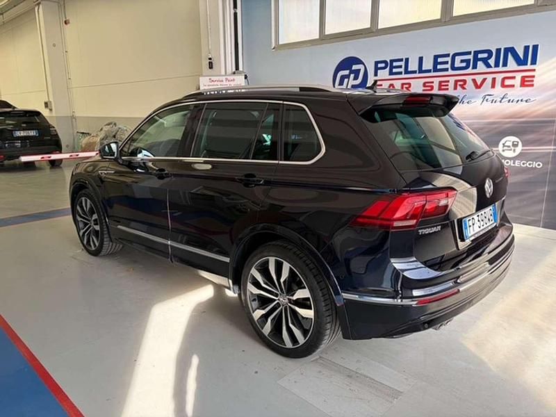 Usata VW Tiguan R-line Plus 150 CV (110 kW) 2018 Nero SUV