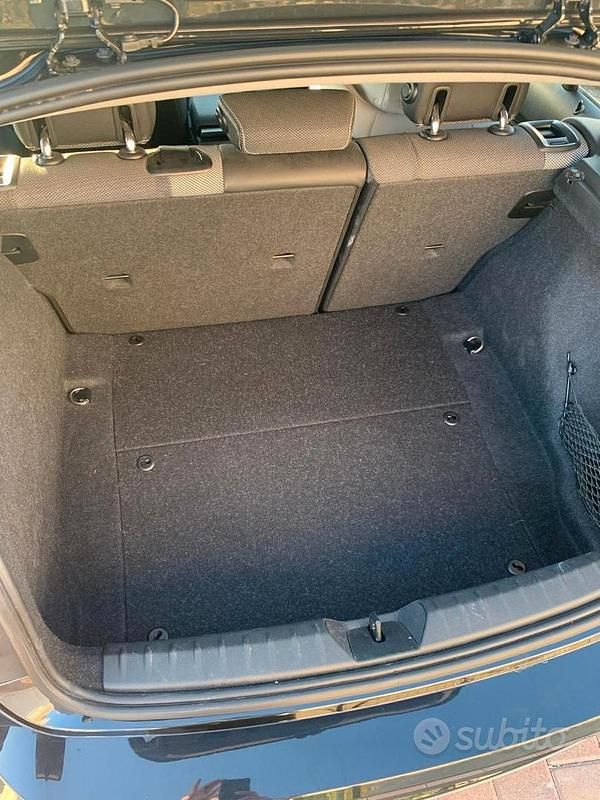 Usata BMW 116 116 CV (85 kW) 2015 Nero Utilitaria