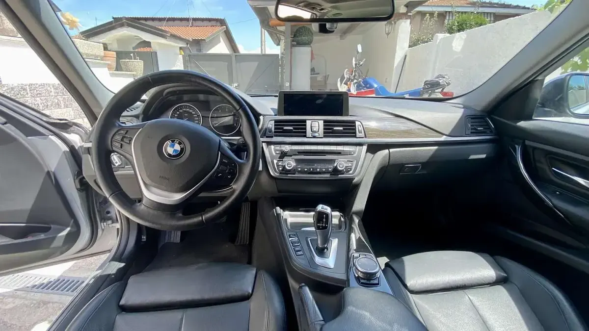 Usata BMW 320 Luxury Line 184 CV (135 kW) 2014 Station wagon