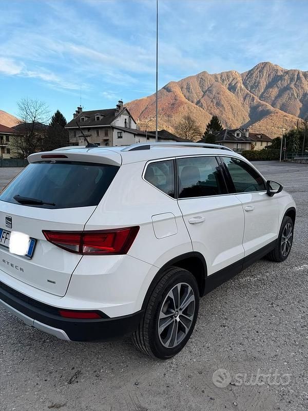 Usata Seat Ateca 4Drive 150 CV (110 kW) 2016 Bianco SUV