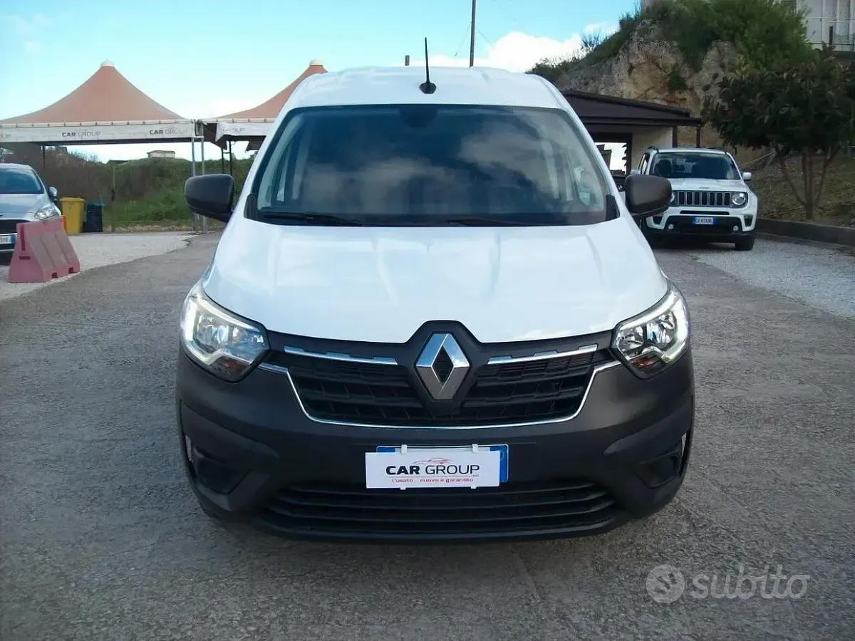 Usata Renault Kangoo 75 CV (55 kW) 2021 Bianco Monovolume