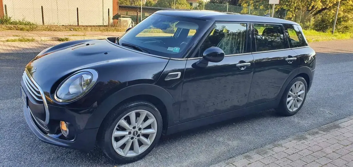 Usata Mini One D Clubman 116 CV (85 kW) 2017 Nero Station wagon
