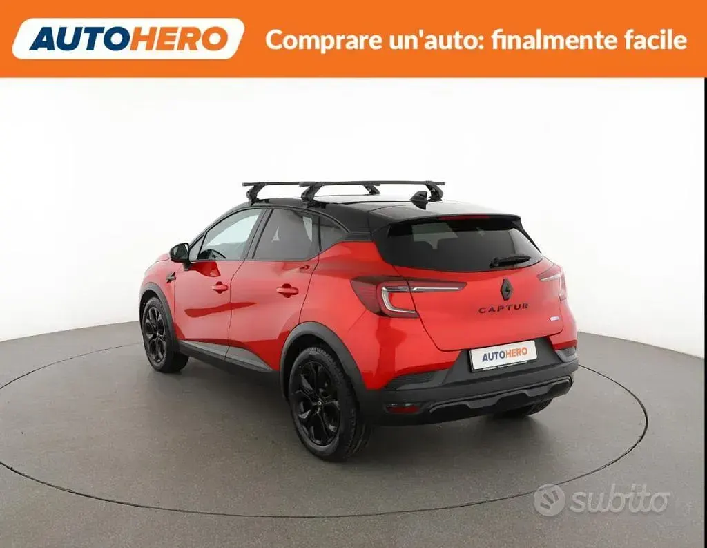 Usata Renault Captur Rive Gauche 145 CV (106 kW) 2022 Rosso SUV