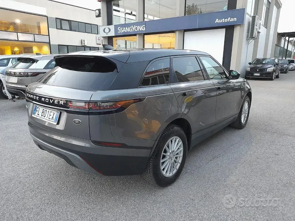 Usata Land Rover Range Rover Velar 180 CV (132 kW) 2017 Grigio SUV