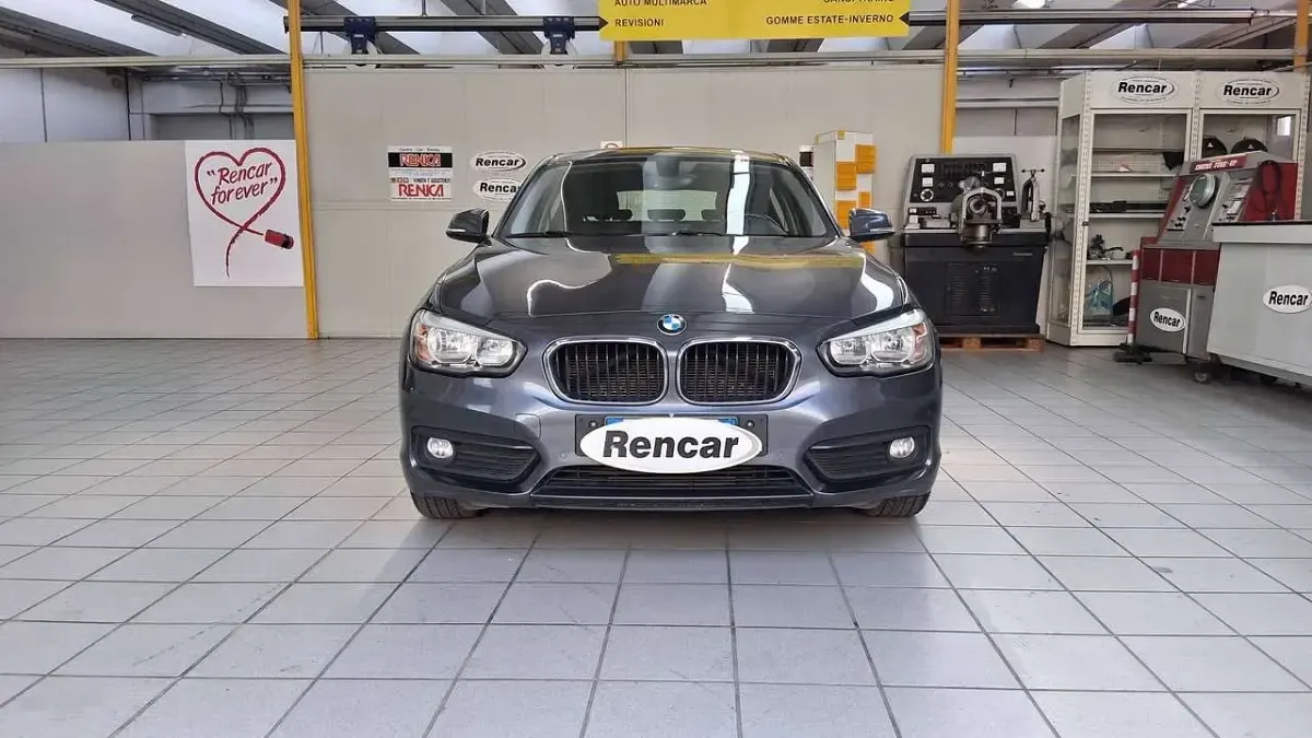 Usata BMW 116 Advantage 116 CV (85 kW) 2017 Grigio Utilitaria
