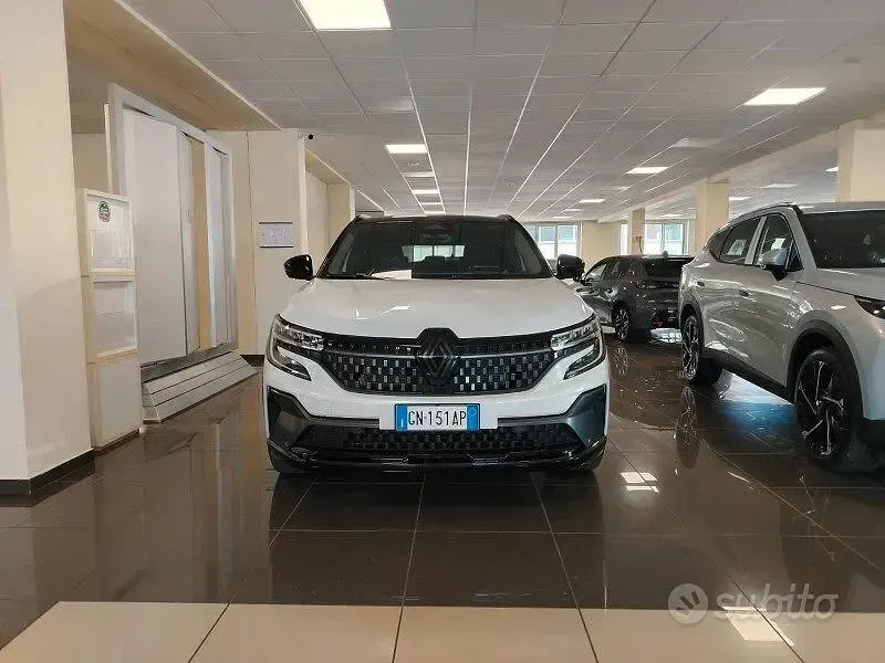 Usata Renault Austral 200 CV (147 kW) 2023 Bianco SUV