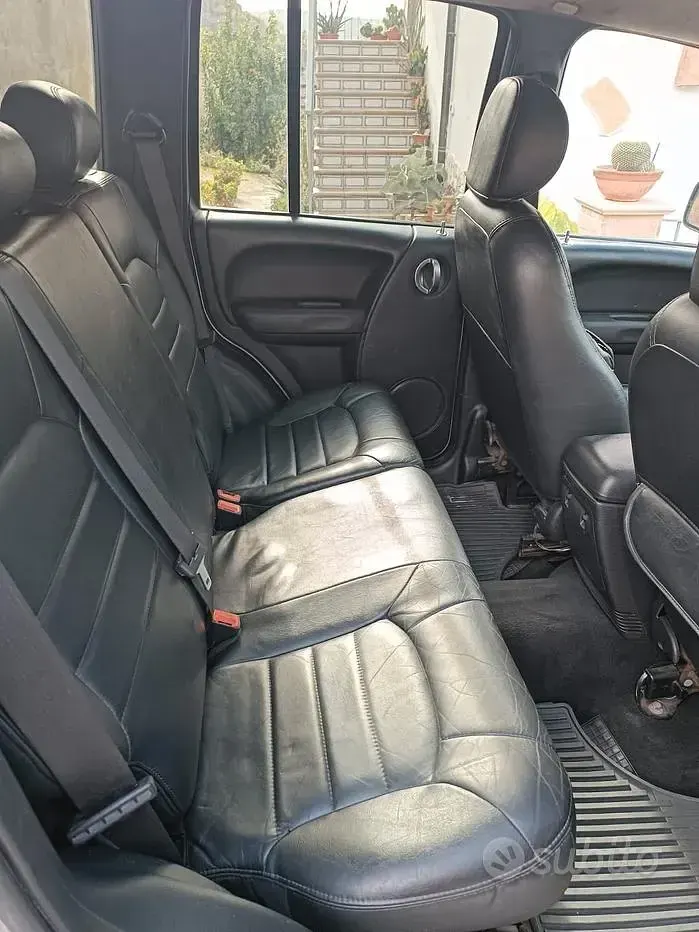 Usata Jeep Cherokee Limited 116 CV (85 kW) 2003 Grigio SUV