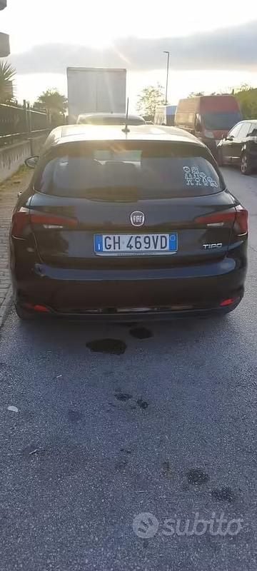 Usata Fiat Tipo 95 CV (69 kW) 2022 Nero Utilitaria
