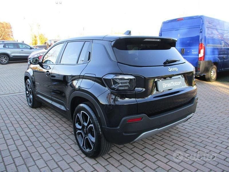 Nuova Jeep Avenger Summit 110 CV (80 kW) 2025 Nero SUV