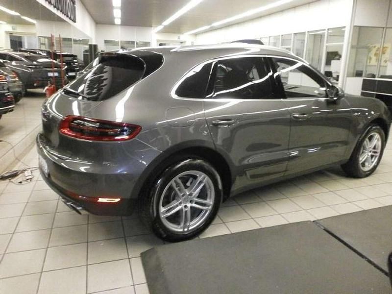 Usata Porsche Macan 250 CV (183 kW) 2015 Grigio SUV
