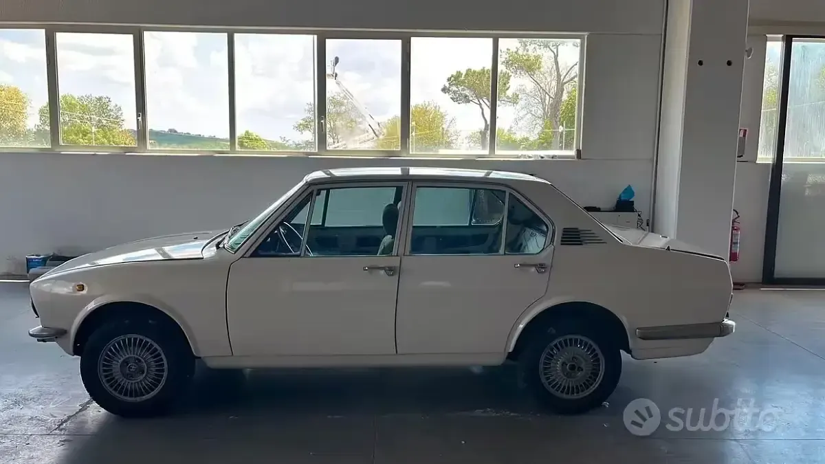Usata Alfa Romeo Alfetta 109 CV (80 kW) 1970 Bianco Berlina