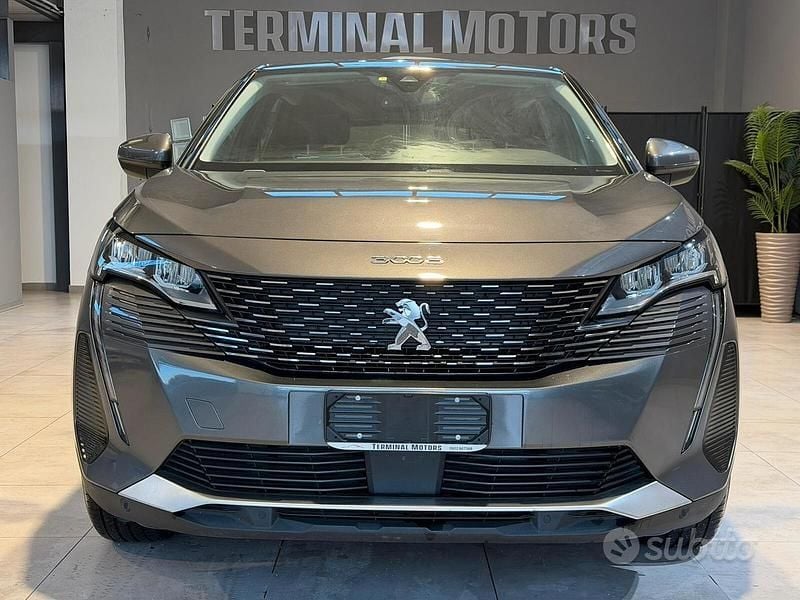 Usata Peugeot 3008 Business-Line 131 CV (96 kW) 2021 Grigio SUV