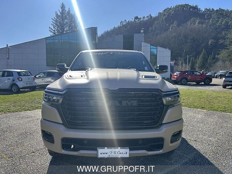 Usata Dodge Ram 420 CV (308 kW) 2025 Nero Pick-up